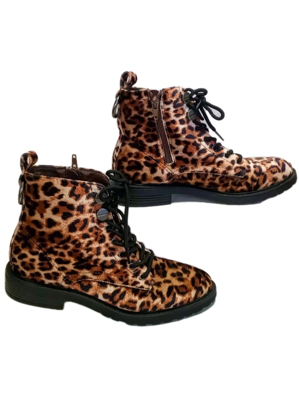 True Craft Lace Up Boot Leopard Animal Print Textile Combat Boots size 7.5